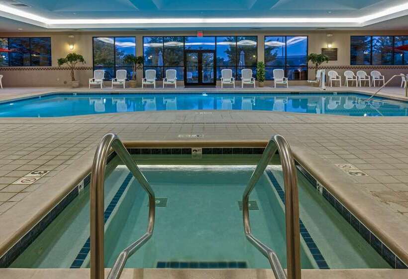 هتل Hampton Inn Toledo South/maumee