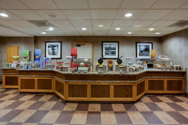 هتل Hampton Inn Toledo South/maumee