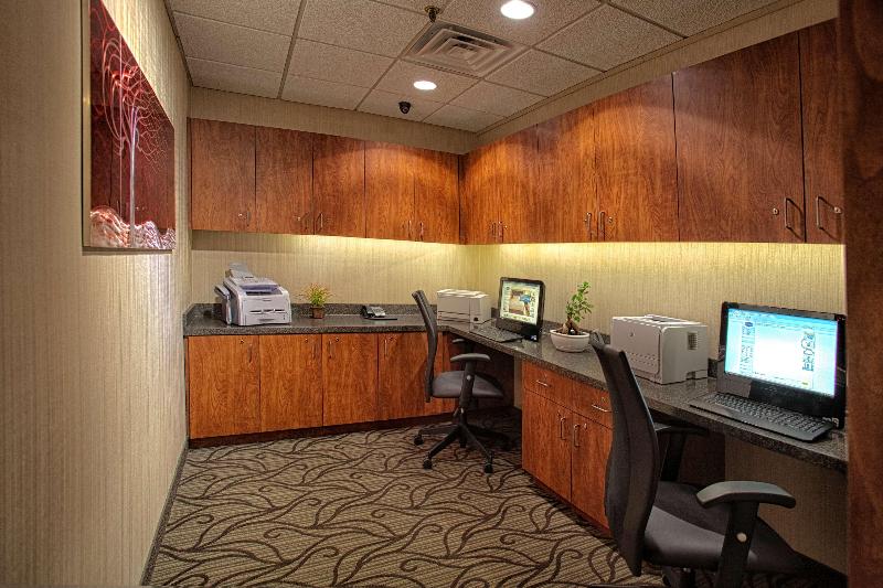هتل Hampton Inn Wheeling