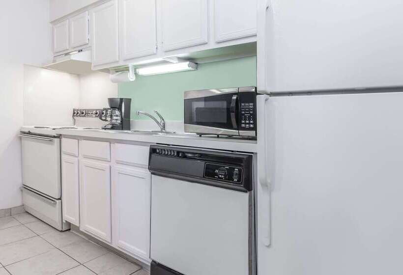 בית מלון כפרי Hawthorn Extended Stay By Wyndham Dallas