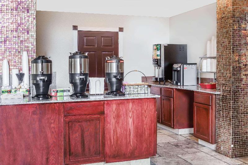 בית מלון כפרי Hawthorn Extended Stay By Wyndham Dallas