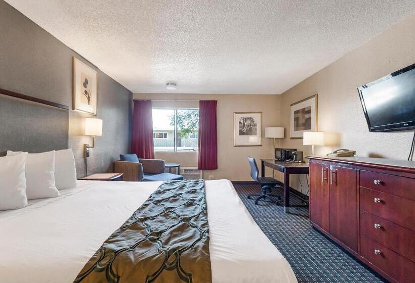 Отель Heritage Inn Express Hayward