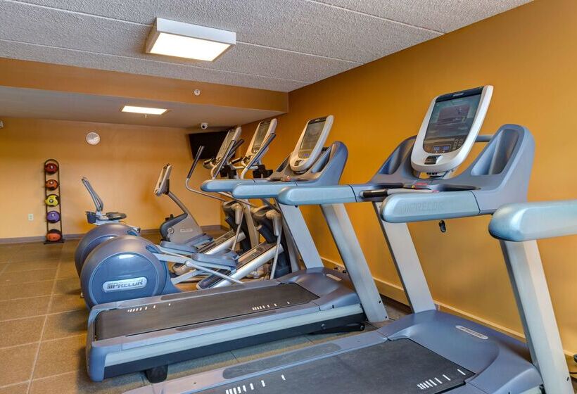 هتل Doubletree By Hilton Akron Fairlawn