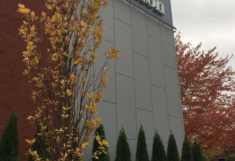 هتل Doubletree By Hilton Akron Fairlawn