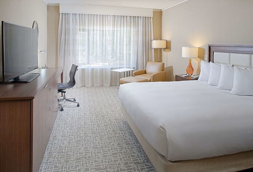 هتل Hilton Boston/dedham