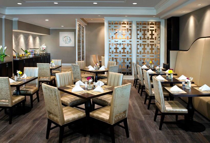 ホテル Hilton Greenville