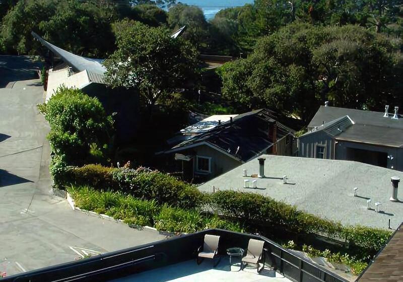 ホテル Hofsas House