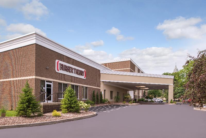 Отель Holiday Inn Auburn Finger Lakes Region, An Ihg