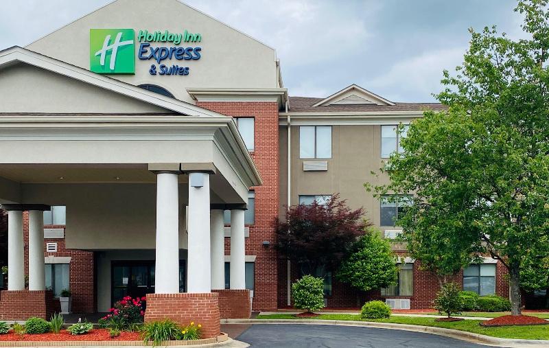 호텔 Holiday Inn Express & Suites Reidsville, An Ihg