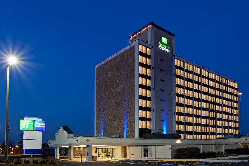 هتل Holiday Inn Express Washington Dc  Springfield