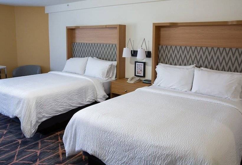 هتل Holiday Inn Redding, An Ihg