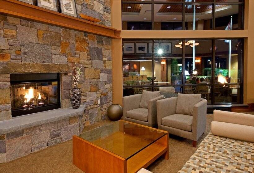 هتل Holiday Inn Resort Lake George, An Ihg