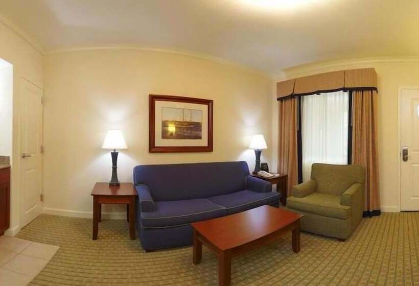 هتل Holiday Inn Resort Lake George, An Ihg