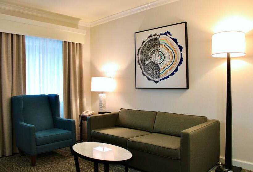 هتل Holiday Inn Resort Lake George, An Ihg