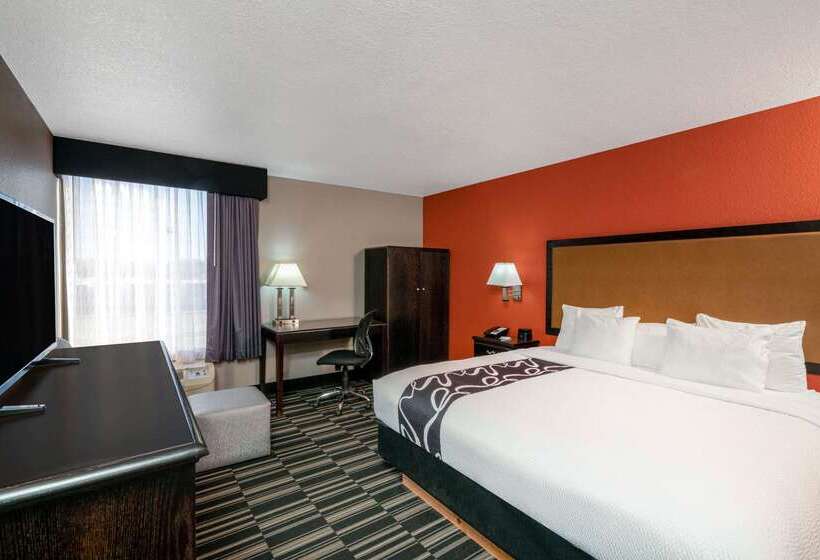 هتل La Quinta By Wyndham Memphis Airport Graceland