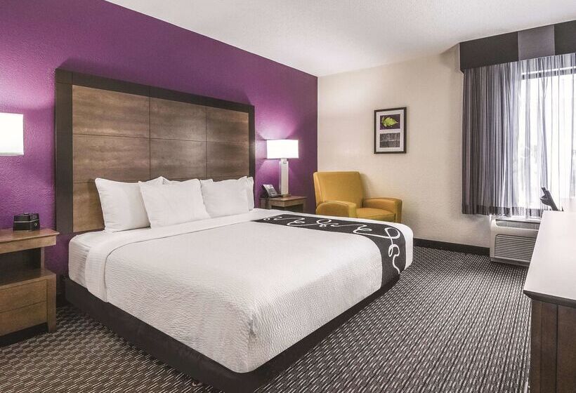 هتل La Quinta By Wyndham Myrtle Beach N. Kings Hwy