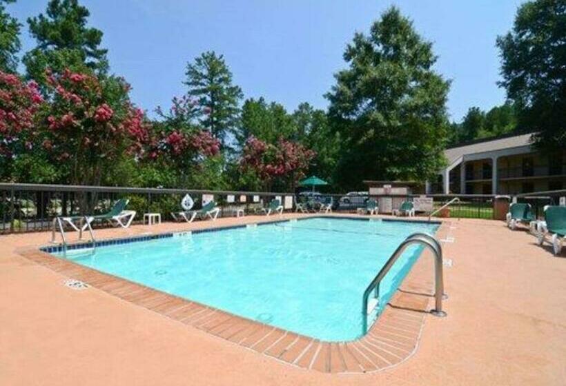 هتل Quality Inn Chapel Hill  University Area