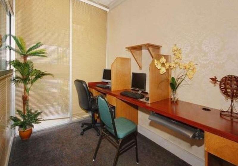 ホテル Quality Inn Elizabeth City Near University