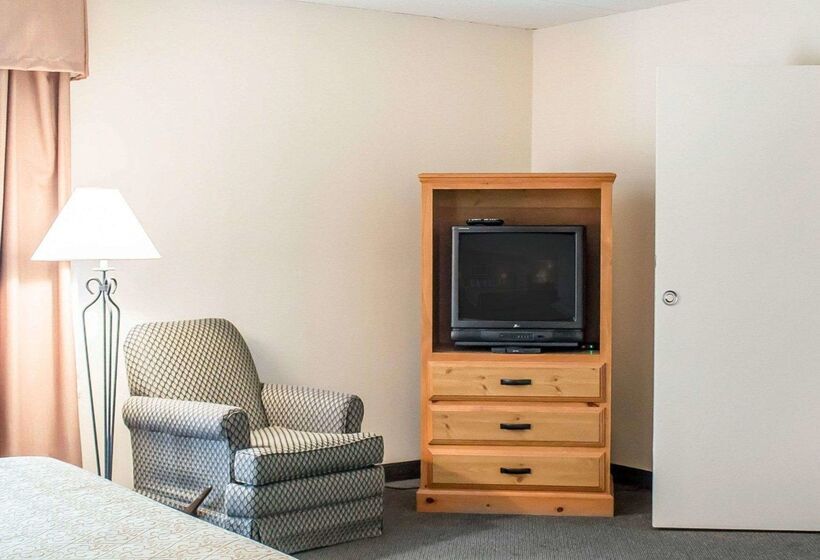 هتل Quality Inn