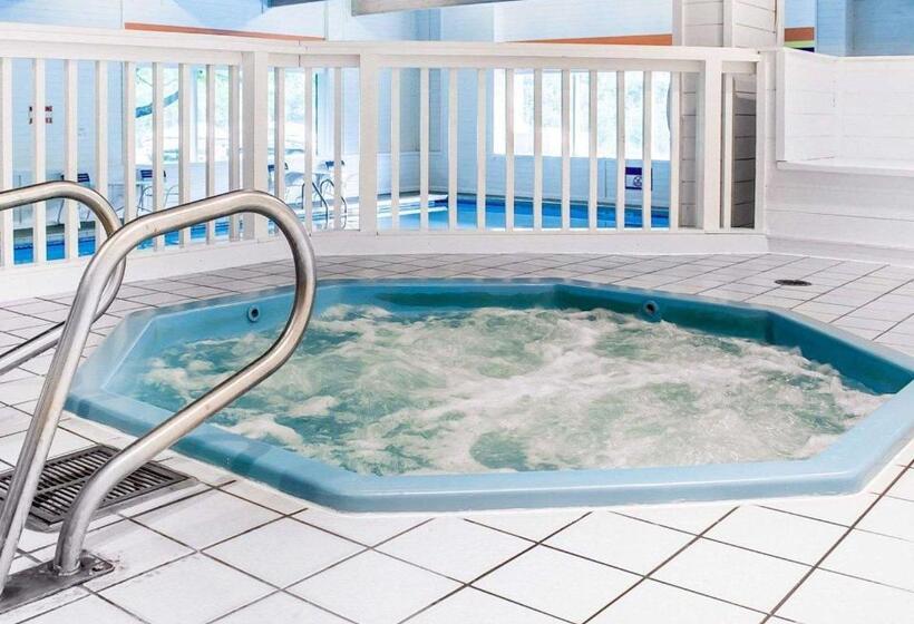هتل Quality Inn