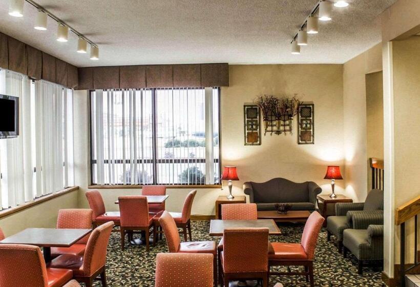 호텔 Quality Inn Roanoke Near Lake Gaston