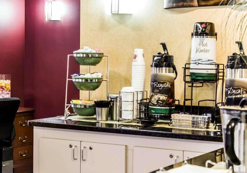 호텔 Quality Inn Roanoke Near Lake Gaston