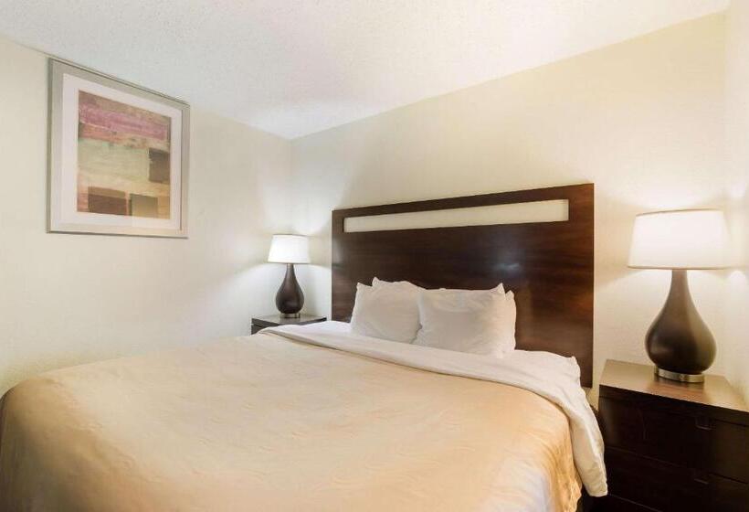 호텔 Quality Inn & Suites Conference Center Statesboro Historic District