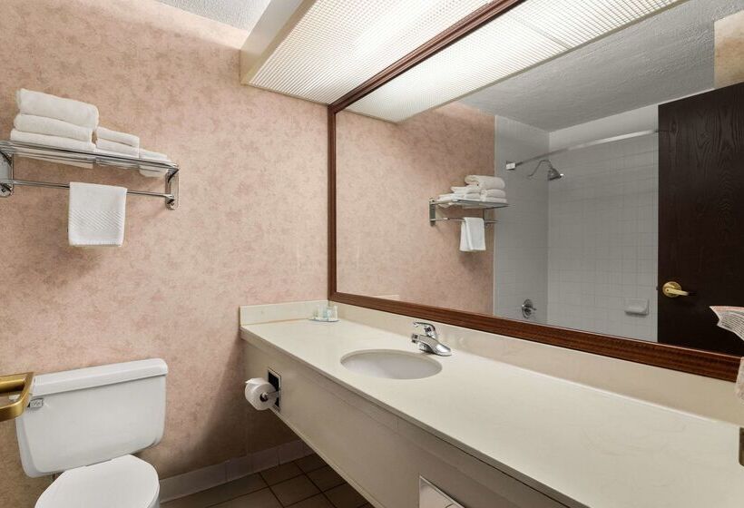 فندق Quality Inn & Suites