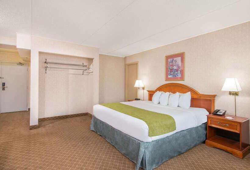 فندق Ramada By Wyndham Cumberland Downtown