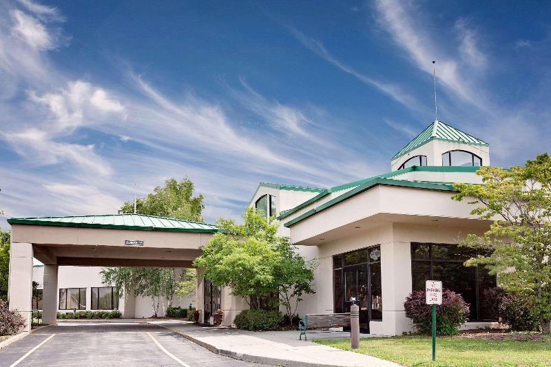 فندق Ramada By Wyndham Fishkill