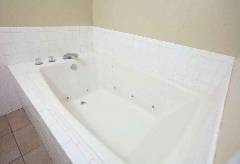 هتل Ramada By Wyndham Odessa Near University Of Texas Permian