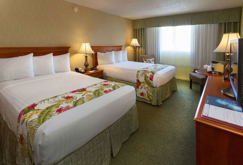 هتل Ramada Plaza By Wyndham Waikiki