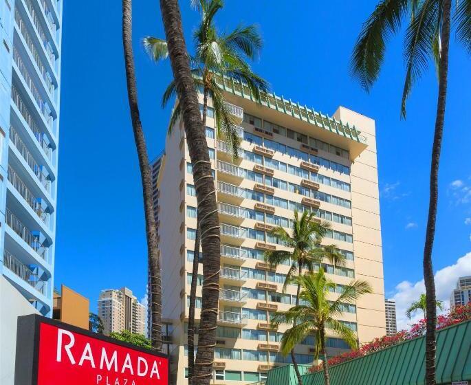 هتل Ramada Plaza By Wyndham Waikiki