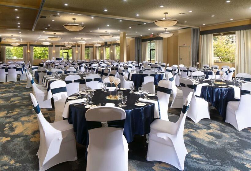 Red Lion Hotel Bellevue