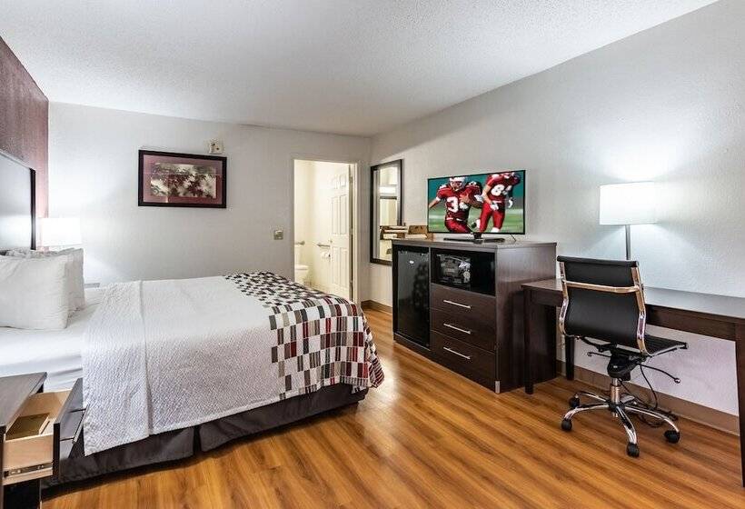 Отель Red Roof Inn Forsyth