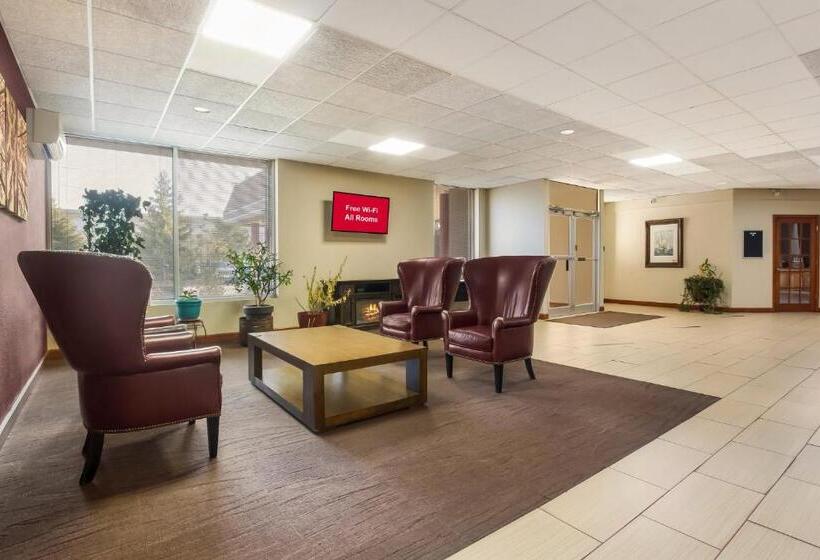 בית מלון כפרי Red Roof Winchester   Lexington East