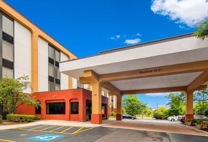 Surestay Plus Hotel By Best Western Chicago Lombard