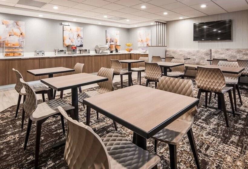 Surestay Plus Hotel By Best Western Chicago Lombard