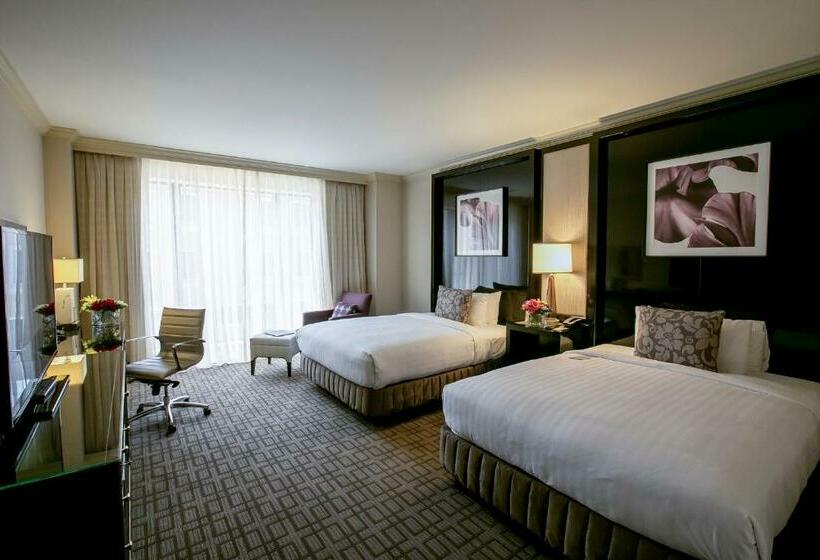 هتل The Royal Sonesta Harbor Court Baltimore