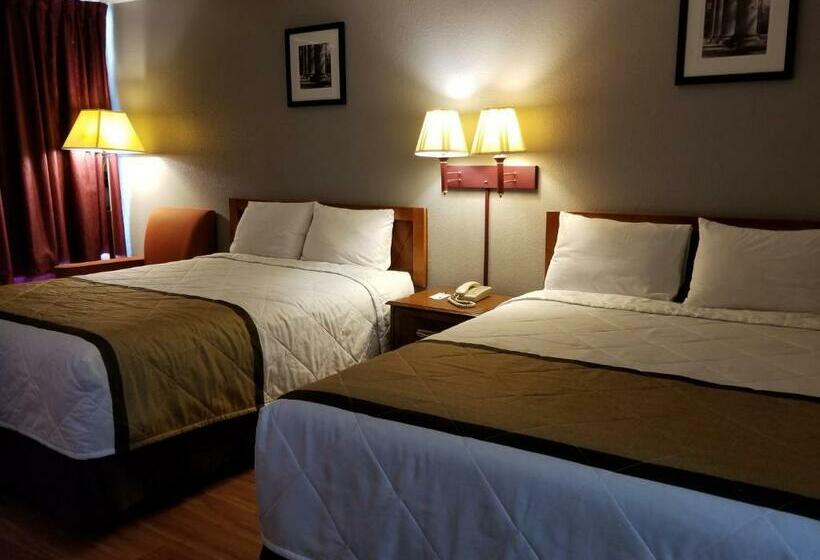 בית מלון כפרי University Inn