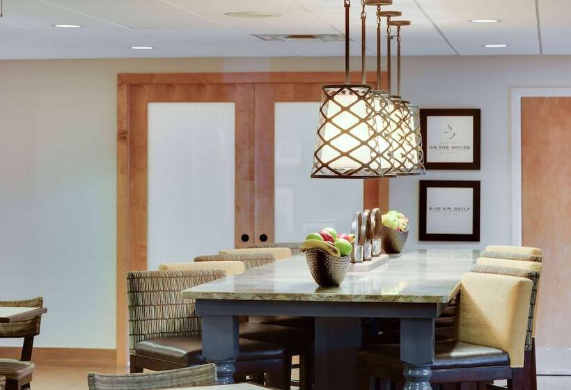 هتل Wingate By Wyndham Cranberry