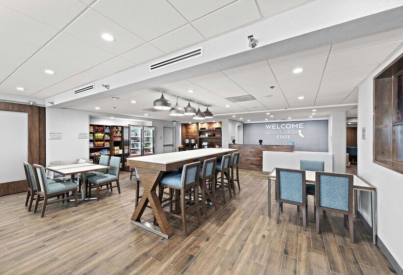هتل Hampton Inn By Hilton Los Angeles Airport