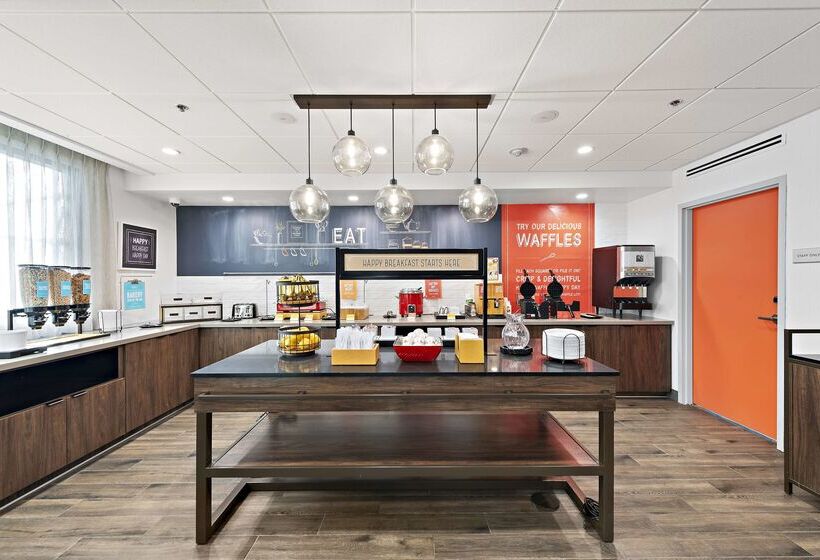 هتل Hampton Inn By Hilton Los Angeles Airport