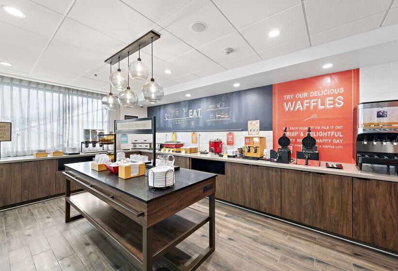 هتل Hampton Inn By Hilton Los Angeles Airport