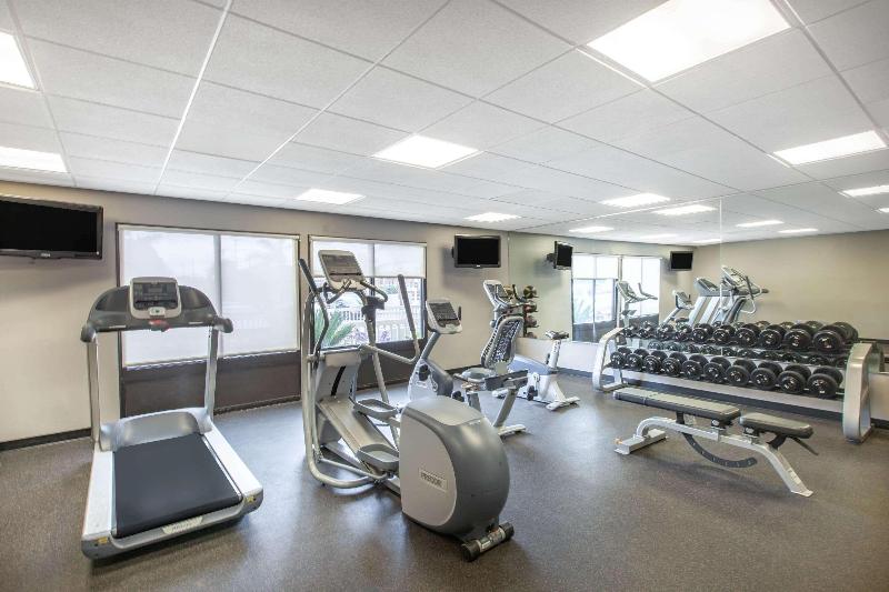 هتل Hampton Inn By Hilton Los Angeles Airport