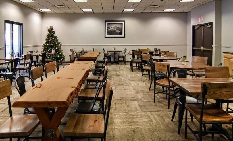 مُتل Green Granite Inn, Ascend Hotel Collection