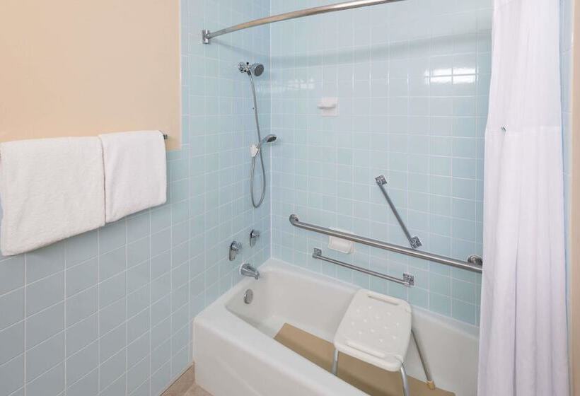 فندق على الطريق Super 8 By Wyndham Hope