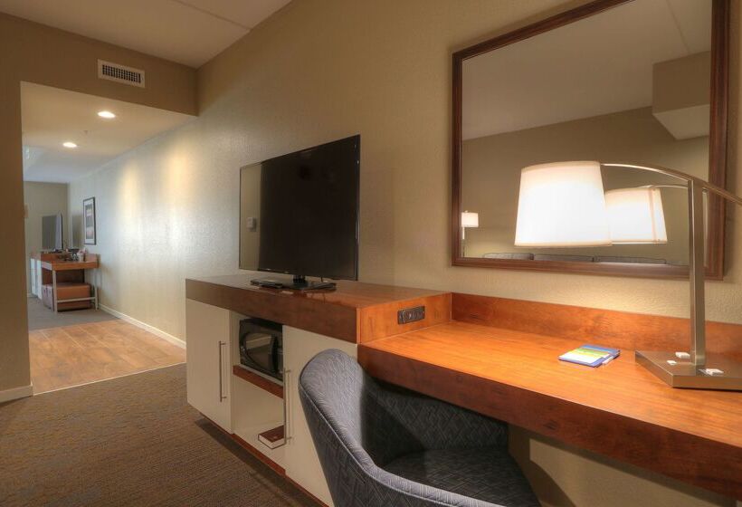 אתר נופש Hampton Inn Gatlinburg Historic Nature Trail