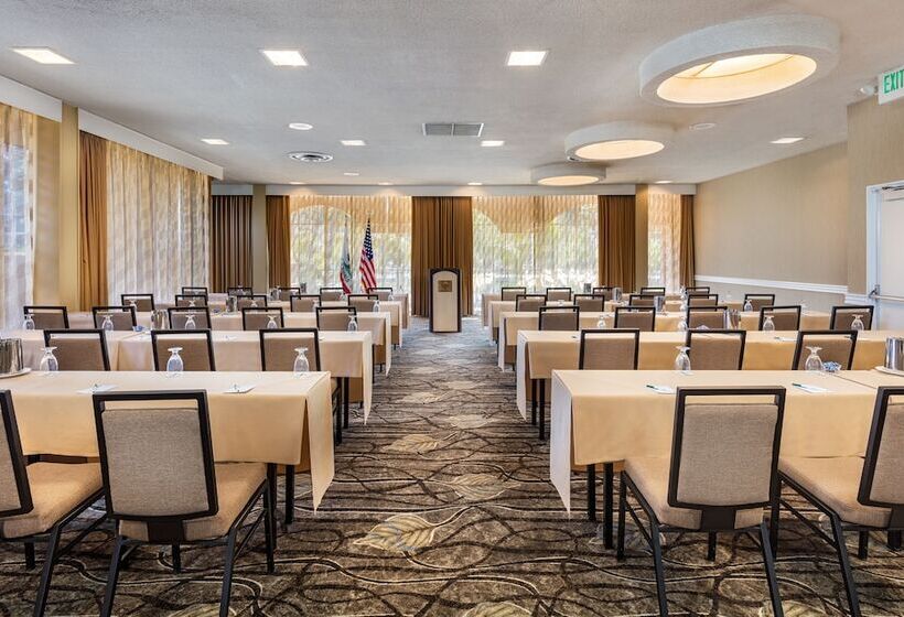 אתר נופש Handlery Hotel San Diego
