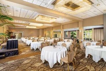 استراحتگاه Handlery Hotel San Diego